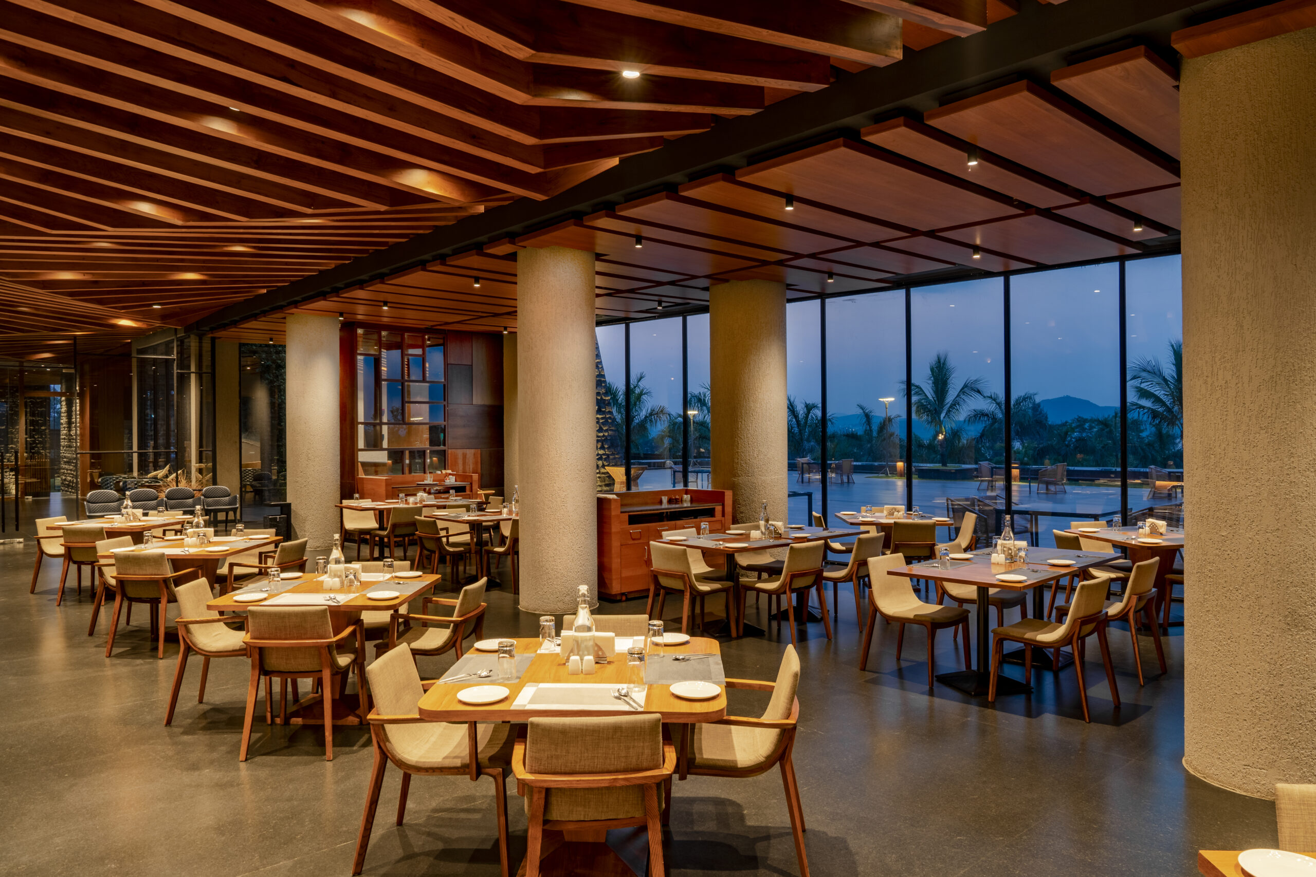 Hotels & Resorts — solution